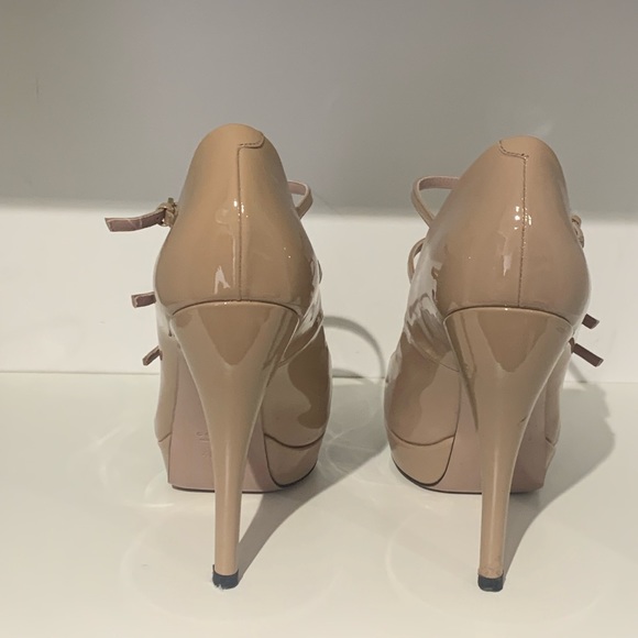 Gucci - Picture 2 of 4